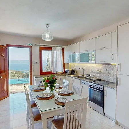 Milou Villa Kagkatika